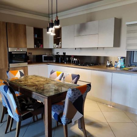 Cosy Designer Finished Apartment With Unobstructed Views Σεντ Πόλς Μπέι Εξωτερικό φωτογραφία
