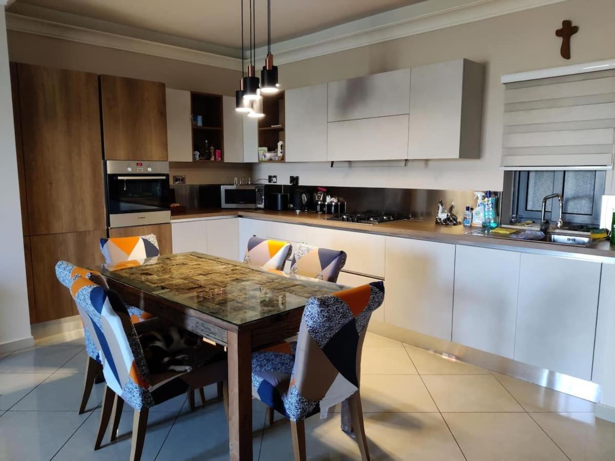 Cosy Designer Finished Apartment With Unobstructed Views Σεντ Πόλς Μπέι Εξωτερικό φωτογραφία